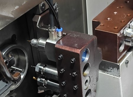 走心機加裝<a href='/zouxinjigaopinx.htm' class='keys' title='點擊查看關(guān)于高頻銑的相關(guān)信息' target='_blank'>高頻銑</a>.jpg